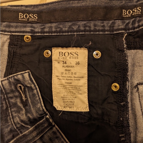 HUGO BOSS S34/32 relaxed fit jeans - Picture 4 of 10